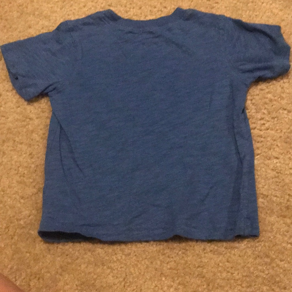 🛑🛑Carters Top🛑🛑 - Picture 2 of 2